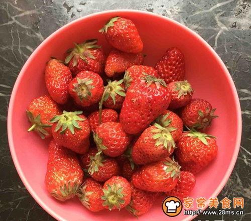 草莓果酱娱乐吃瓜,揭秘娱乐圈的甜蜜瓜田